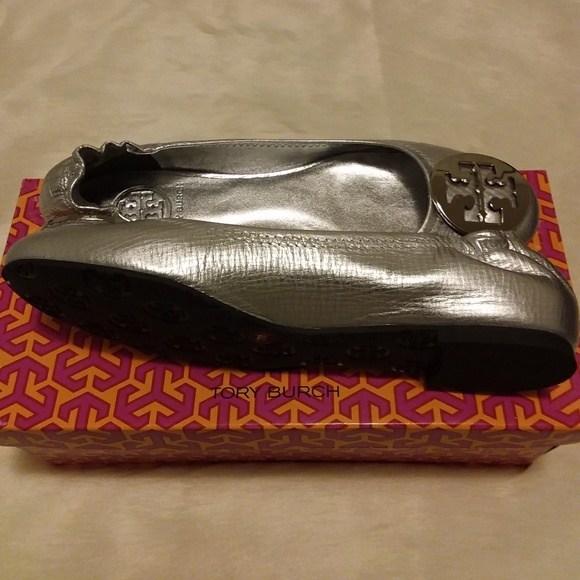 Tory Burch 'Reva' Ballet Flat - Picture 3 of 7